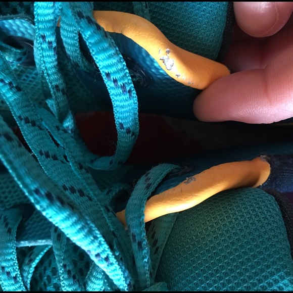 Nike Sneakers - Picture 3 of 3