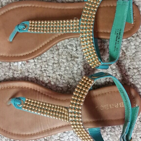 Bamboo sandals