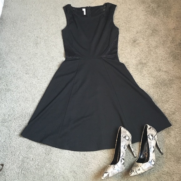 NWOT-Lace Cut LBD