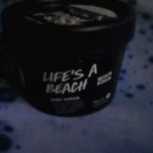 Lifes a beach US addition lush scrub