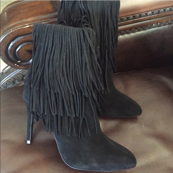 Sold ☑️ Zara Black Frindge Booties - Picture 3 of 4