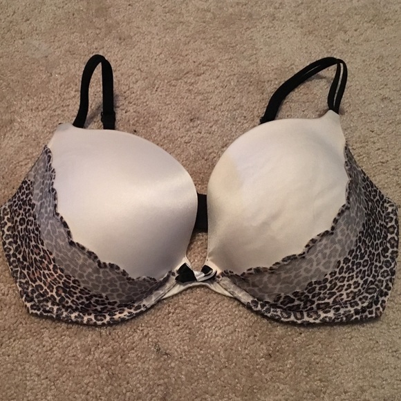 34DD Victoria's Secret Very Sexy Puship Bra