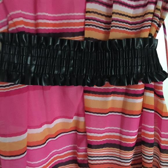 New item-summer fun dress with belt... - Picture 3 of 4