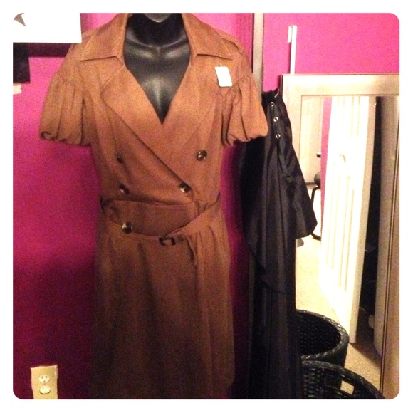 Brown buckled dress