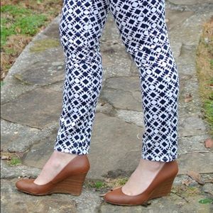 🎈Navy print toothpick jeans