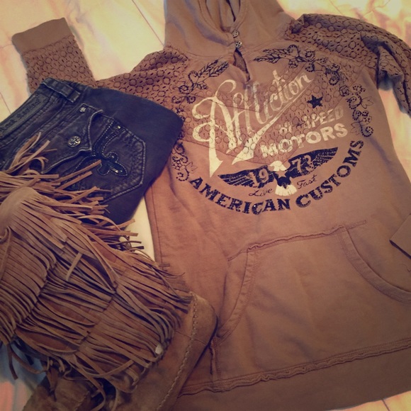 Affliction small hoddie