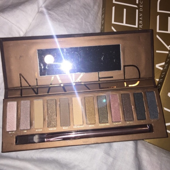 Naked palette