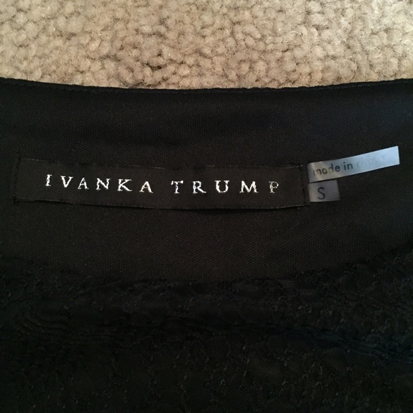 Gorgeous all-over lace sleeveless blouse - Picture 4 of 4