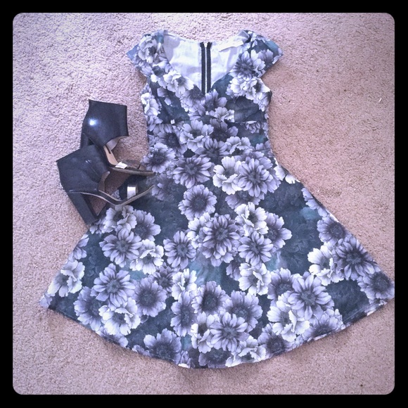 Gorgeous Print Dress