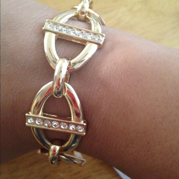 Women's bracelet