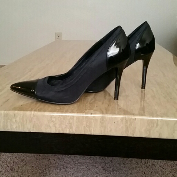 Nine West black heels size 6.5