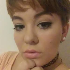 Meet your Posher, Lydia