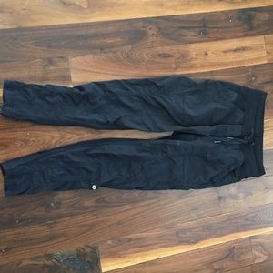 Lululemon In Flux cropped pants