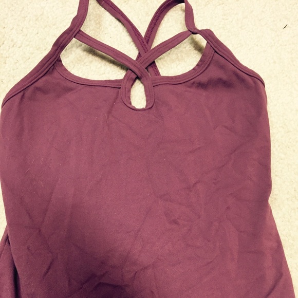 Bundle!! Workout tops KOS small