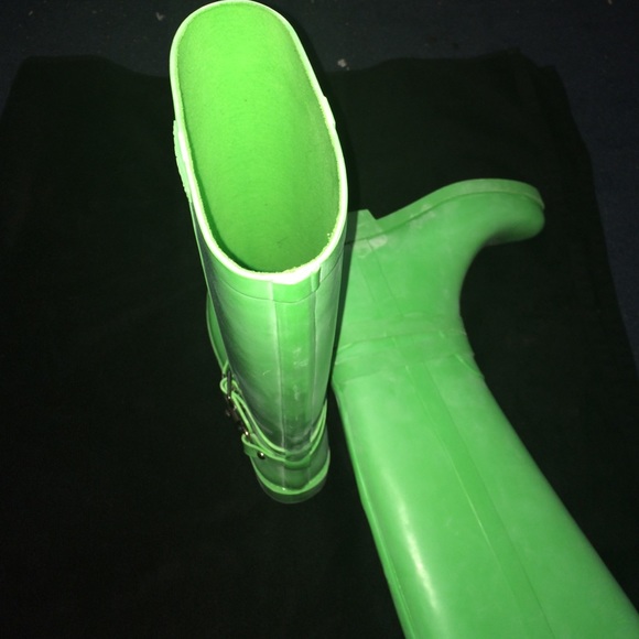 lori coach rain boot - Picture 4 of 6