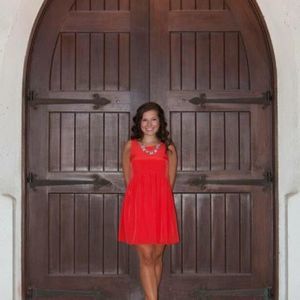 Meet your Posher, Olivia