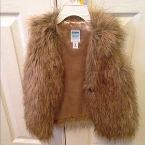 Girls fur vest