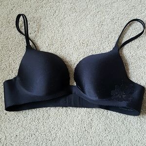 *Donated*34b Black Bra