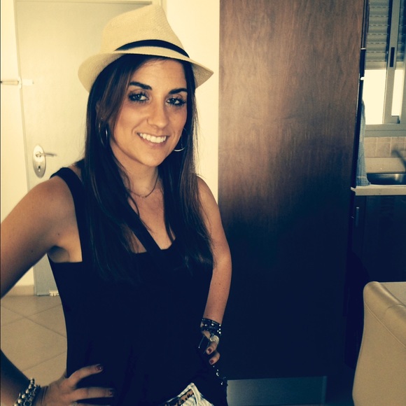 Meet your Posher, Megan