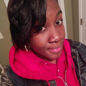 Meet your Posher, Simone