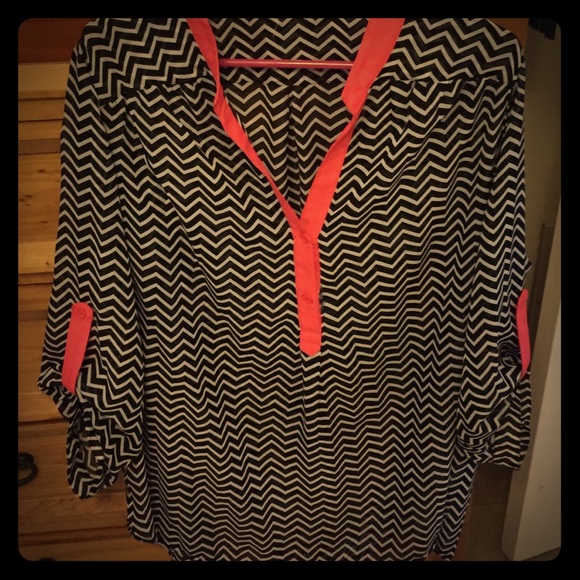 Sheer hot pink, black/white chevron top