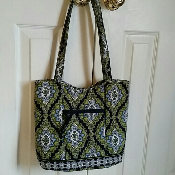 Vera Bradley Bag - Picture 3 of 3