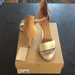 Joie size 41 ankle strap sandals, platinum & nude