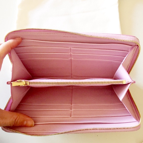 ⛔️SOLD⛔️Celine Large Continental Zip Wallet - Picture 3 of 4