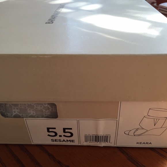 Banana Republic Keara Wedge - Picture 3 of 4