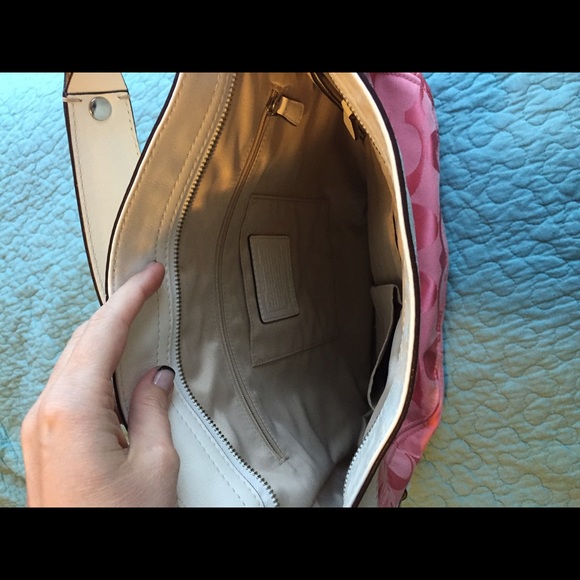 Authentic Coach bag! - Picture 4 of 4