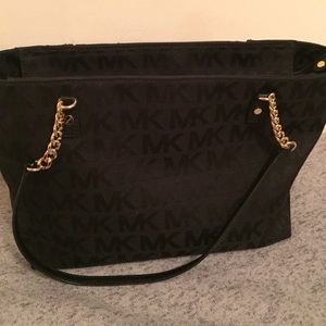 Authentic Michael Kors Handbag. Prices negotiable.