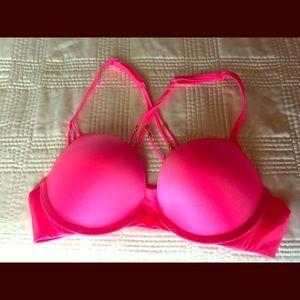 Victoria's Secret Bombshell Plunge Bra