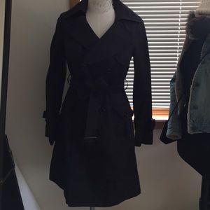 Hum trench coat in size small