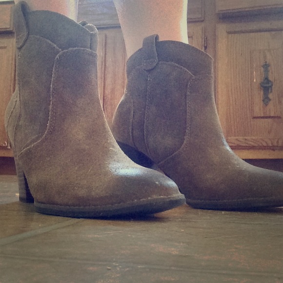 *Mint Condition* suede booties from Clarks
