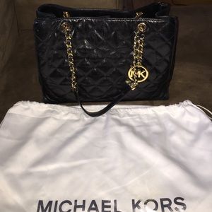 Michael Kors Susannah Large Handbag