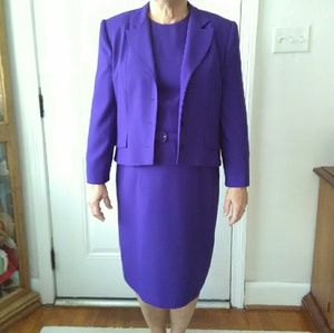 Two piece dress suit