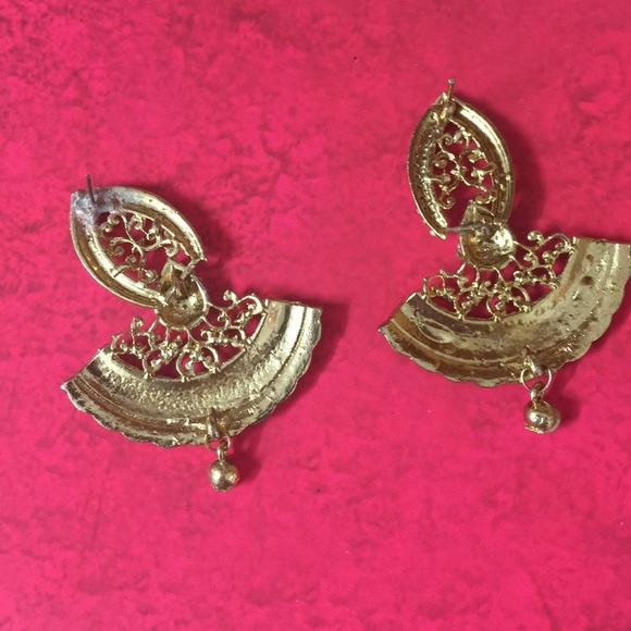 Elegant gold and silver statement earrings - Picture 3 of 4