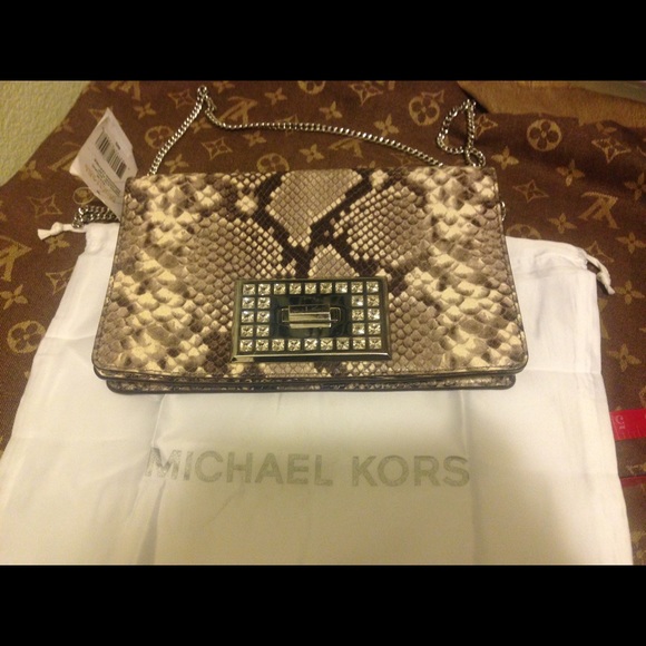 New mk 10"x6"  snake leather - Picture 3 of 3