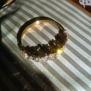 Beautiful sparkling braclet