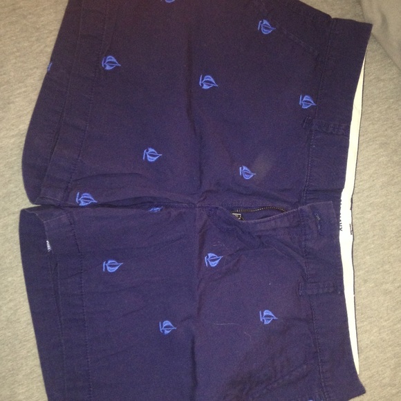 size 10 boat prep shorts!