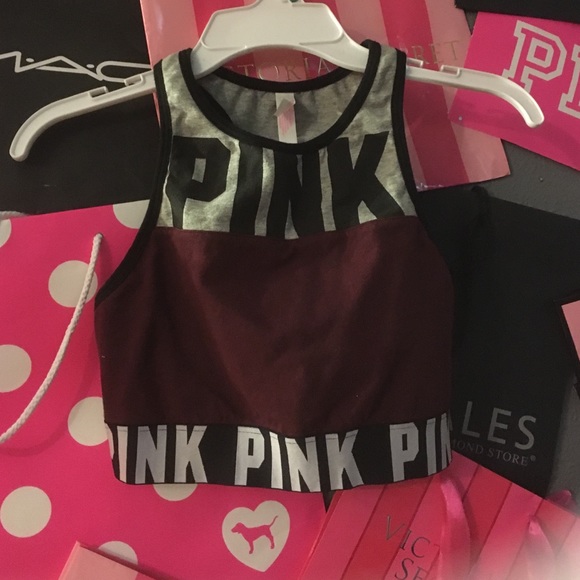 Voctoria Secret Pink sports bra