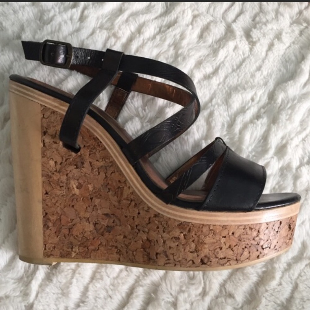 🌻 Cynthia Vincent Leather and Cork Wedge Sandals