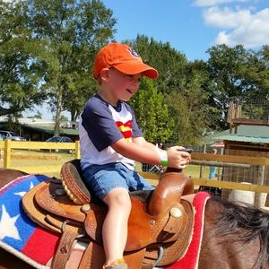 Meet your Posher, Sara