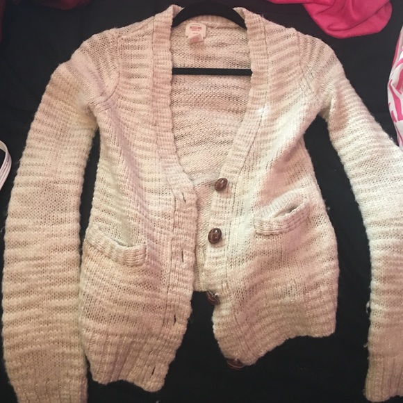 Button up cardigan - Picture 1 of 2