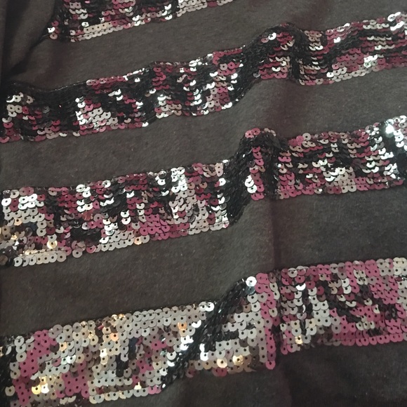 Sequenced crewneck - Picture 2 of 2