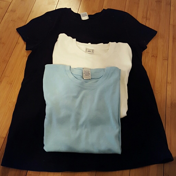 *sold in bundle* 3 maternity perfect fit tshirts