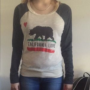 Barely worn California long sleeved top!