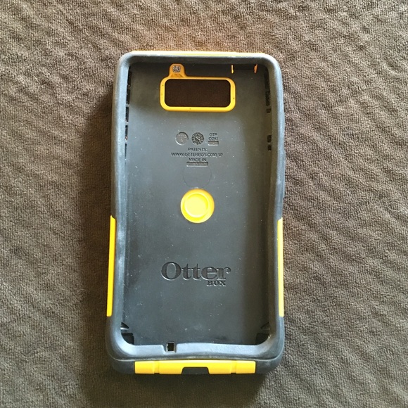 Droid ultra otter box