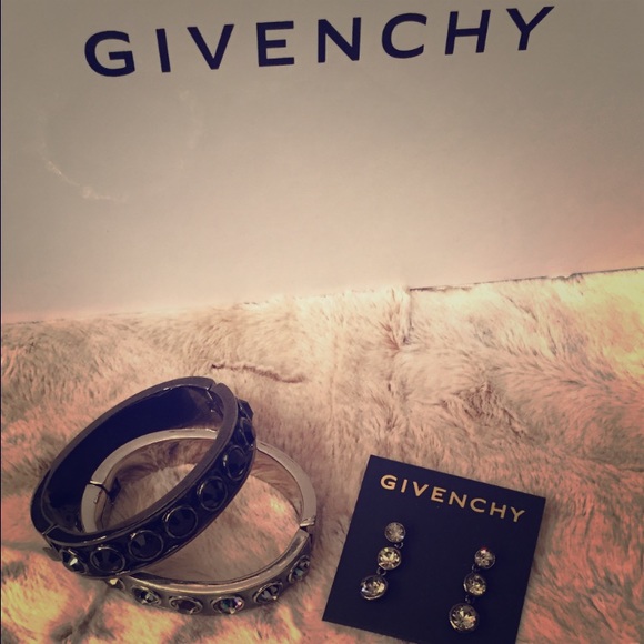 Givenchy black and grey jewelry