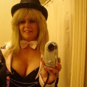 Meet your Posher, Sharon